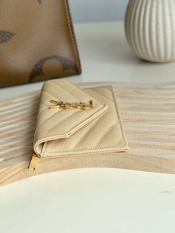 イヴサンローラン財布内部構造